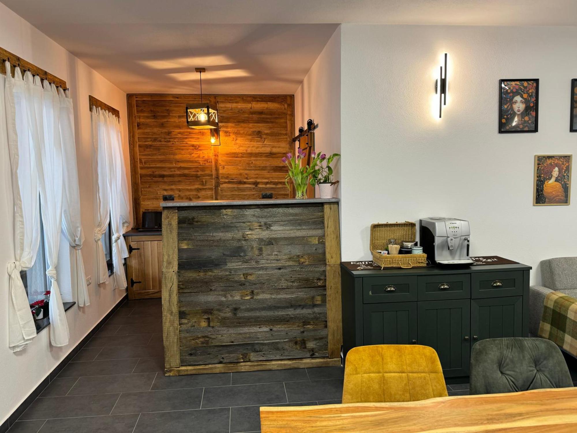 Constantin Panzio Bed & Breakfast Прайд Екстериор снимка