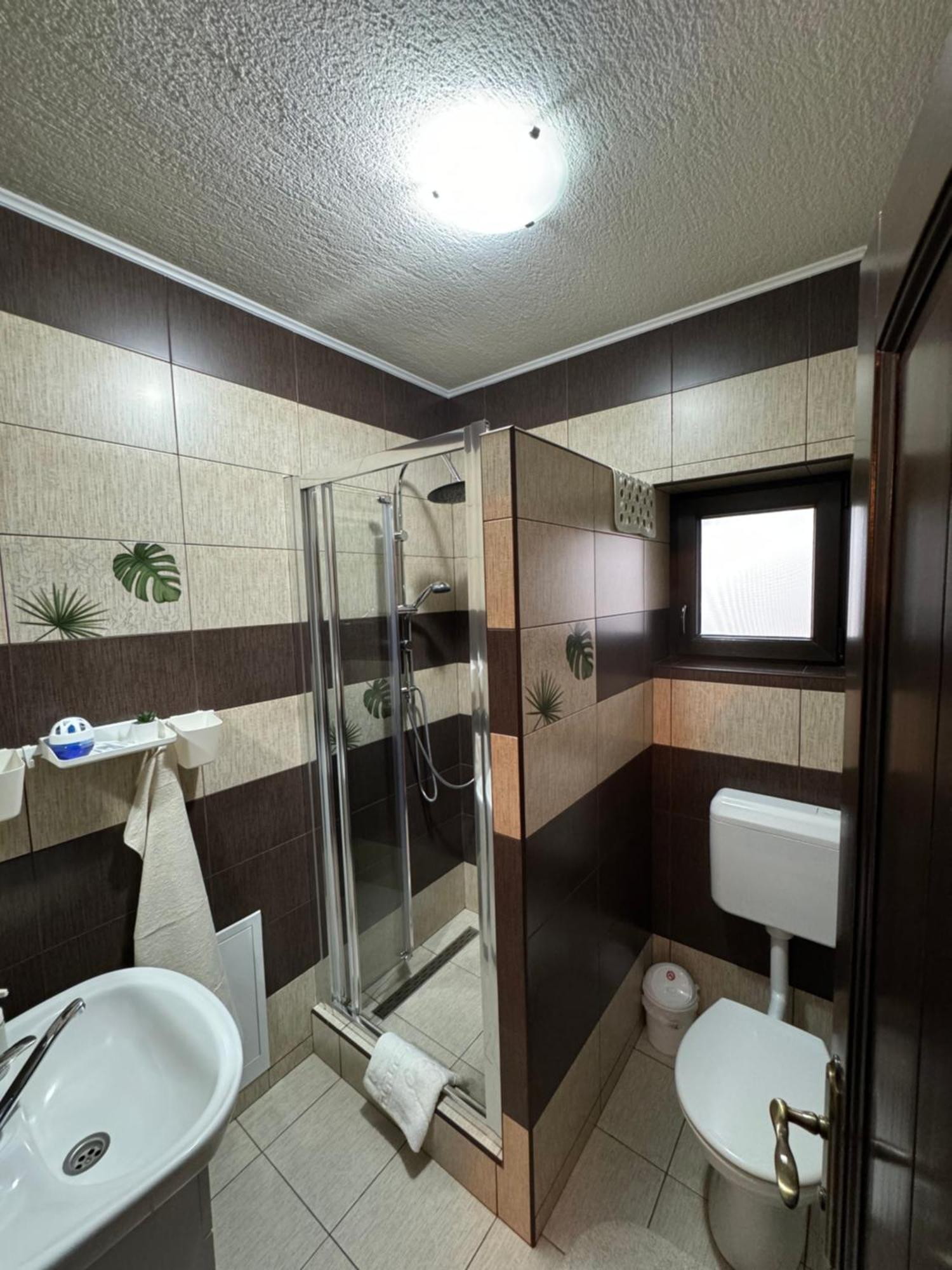 Constantin Panzio Bed & Breakfast Прайд Екстериор снимка