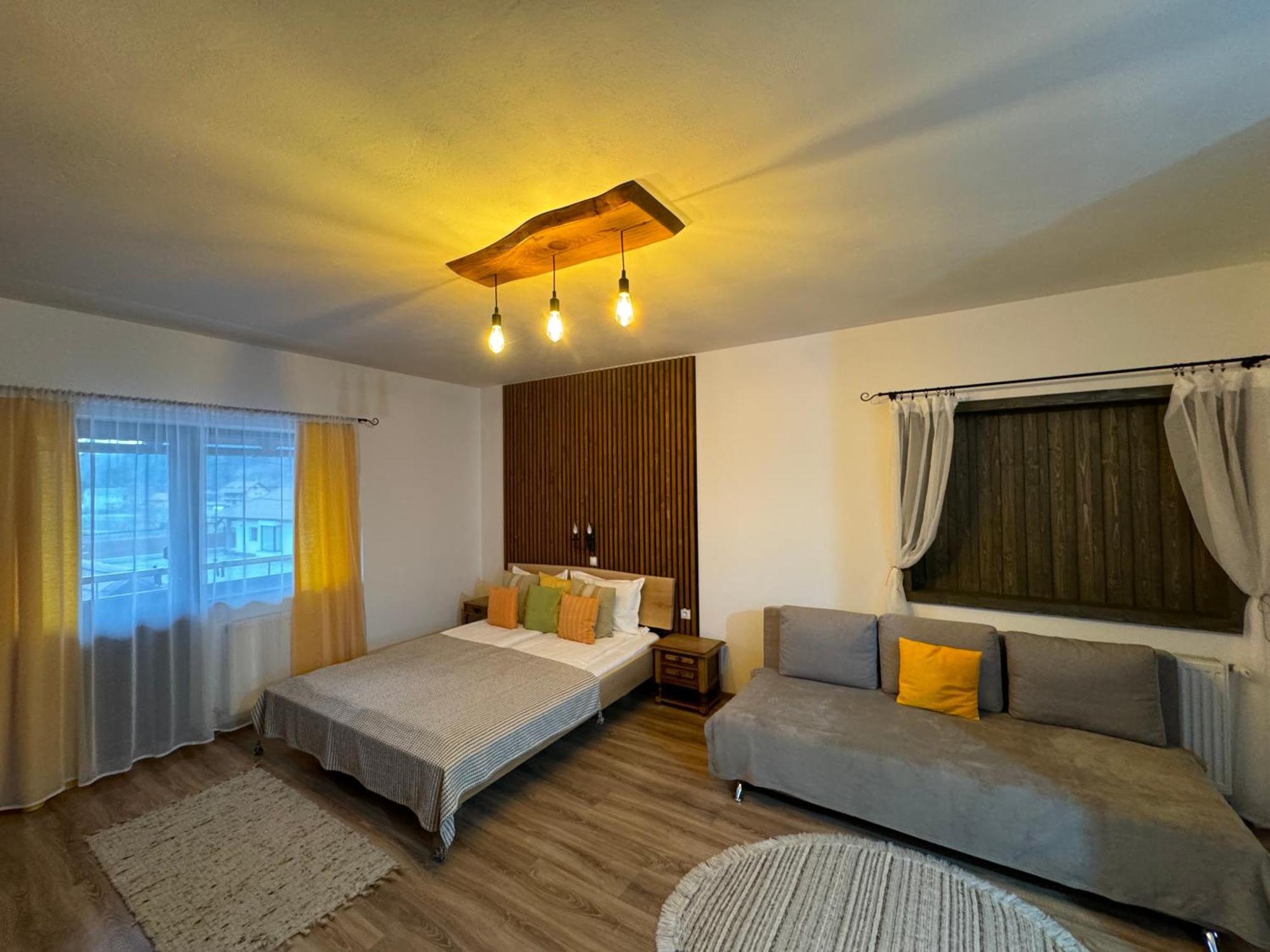 Constantin Panzio Bed & Breakfast Прайд Екстериор снимка